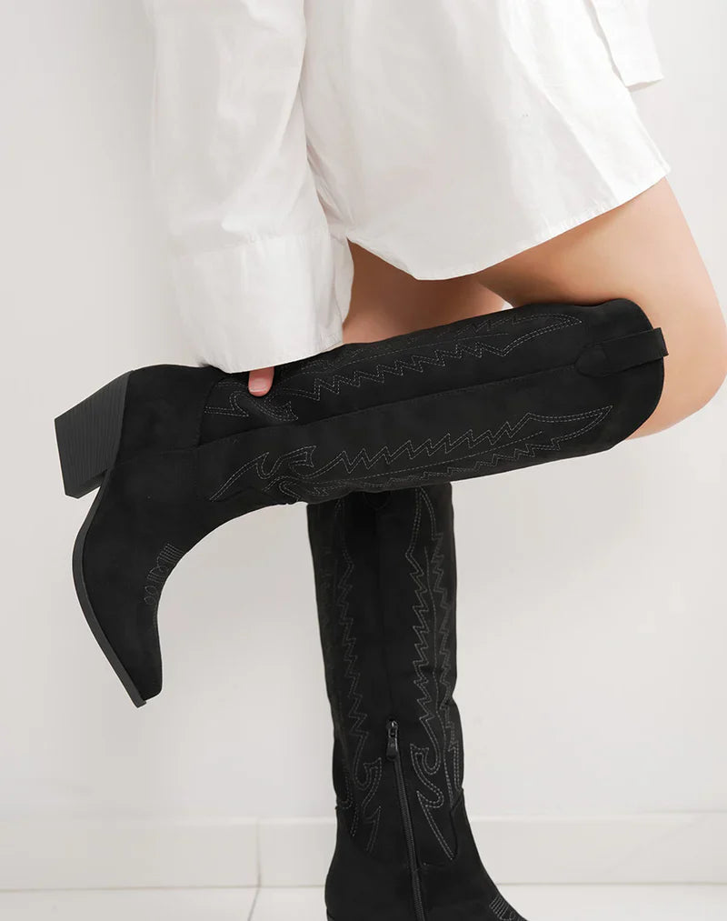 Sofía™ | Botas vaqueras de ante negras con bordado